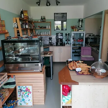 2 U Kostela, Sedlo